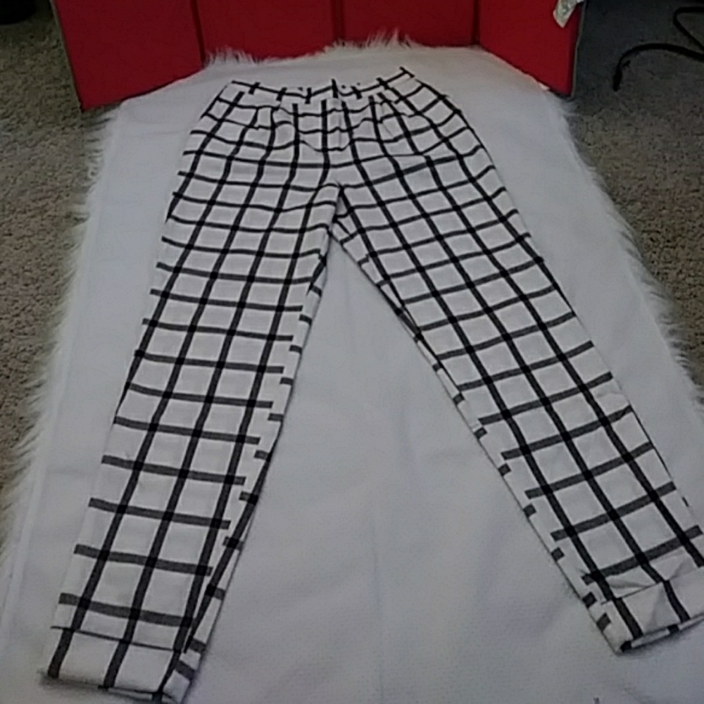 Black an white pants
